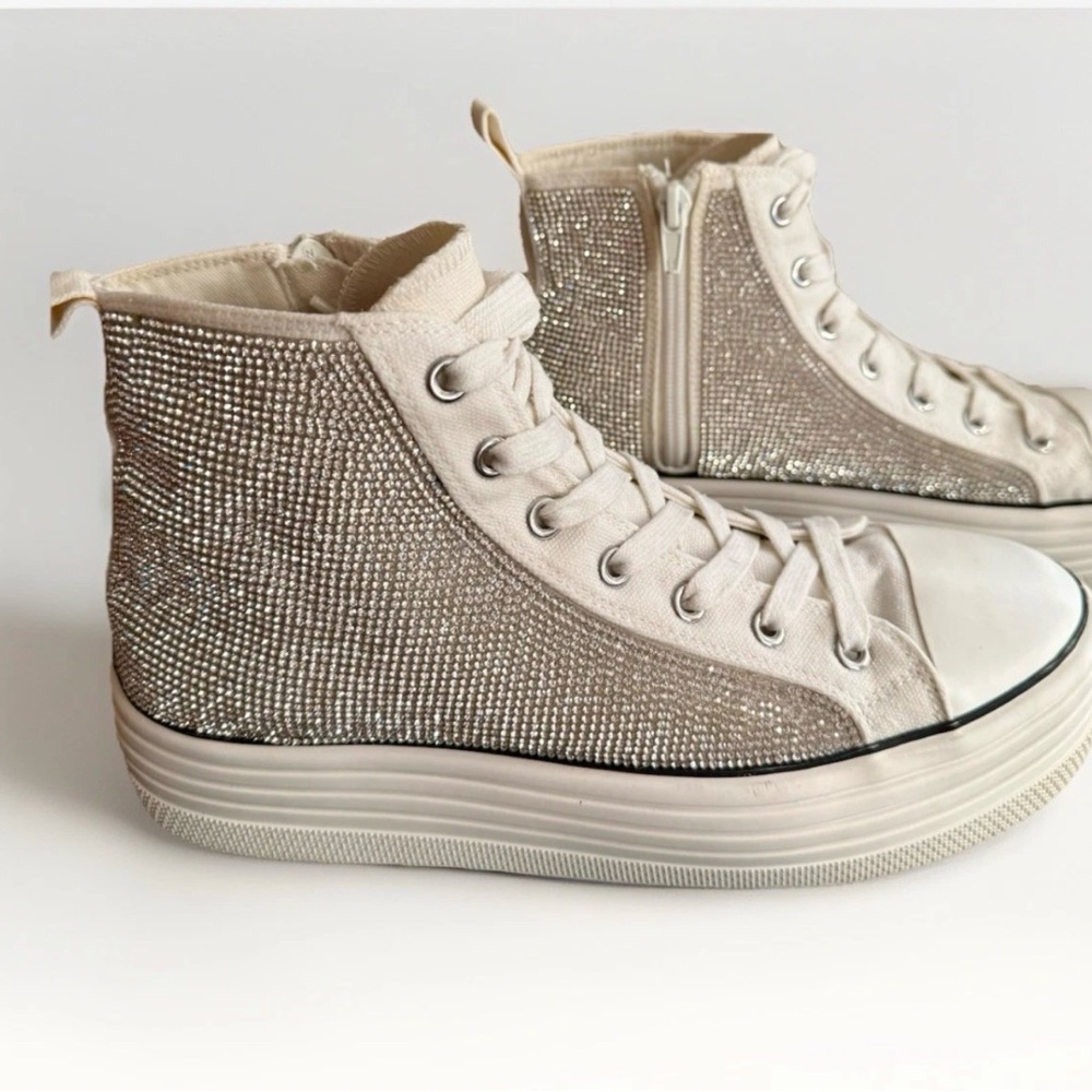 Video! Steve Madden Rhinestone High Top Sneakers Sparkle 9.5 White Platform Zip